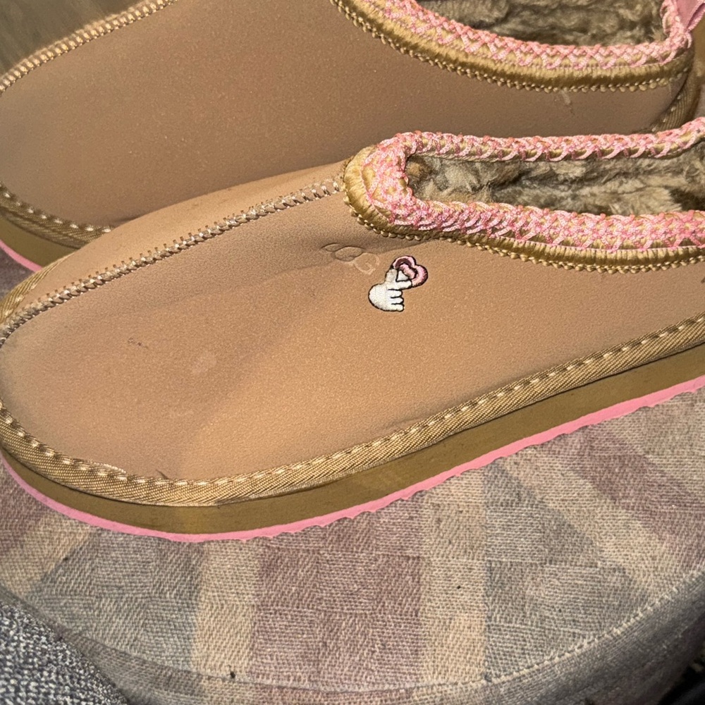 Cozy Pink and Tan Women's clogs SUPER CUTE